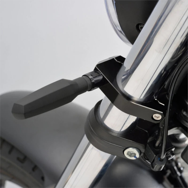 Blinkerhalter Set Daytona Alu für M8 Blinker