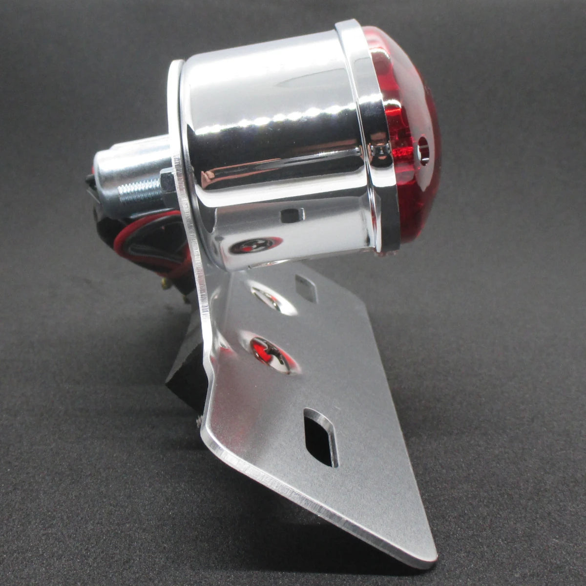 Rücklicht mit Kennzeichenhalter Cat-Eye chrom, Glas rot, KZL, E-geprüft, 12V/5W